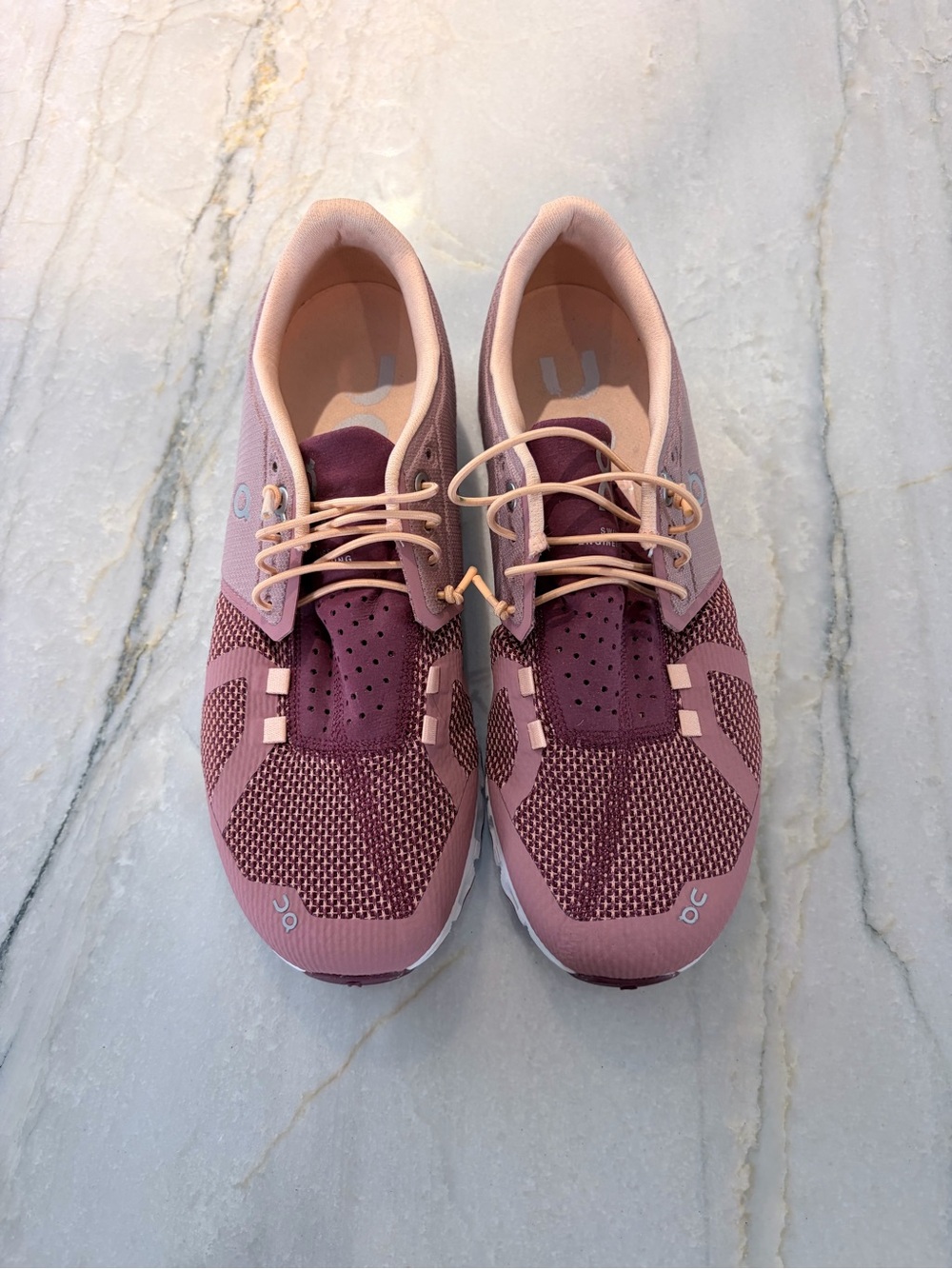 On Running Women’s Cloud-like Lace-Up Sneakers - Rose Pink & Blush Size 8.5 - Picture 2 of 7